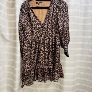 Long-sleeve Lulus Leopard Print V-Neck Dress